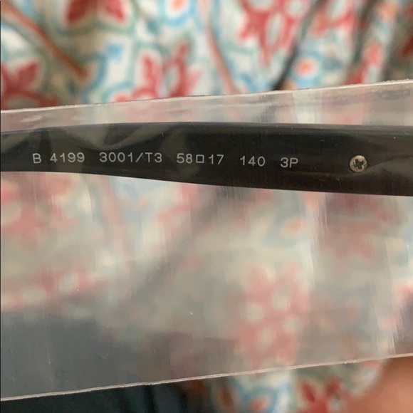 Women’s Burberry BE4199 Black/Grey Sunglasses - Picture 7 of 8